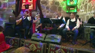 isaf -  Bu helva sadece kış mevsiminde yapılıyor  Videosu