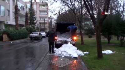 aktuel -  Çocuklar oynasın diye dağdan kar getirdi  Videosu