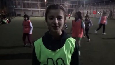 milli futbolcu - Bilecikspor Kız Futbol Takımından anlamlı Engelliler Günü mesajı  Videosu