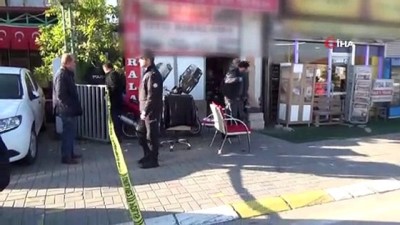 silahli catisma -  Oto kiralama dükkanında çıkan silahlı çatışmada 3 kişi tabanca ile vuruldu  Videosu