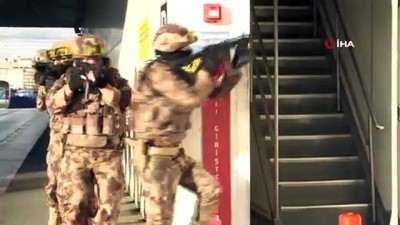 rehine operasyonu -  Özel harekat polislerinden uçak, gemi, metro ve arazide nefes kesen tatbikat  Videosu