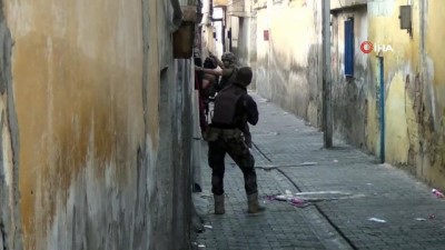 teror operasyonu -  Şanlıurfa’da terör operasyonu: 2 tutuklama  Videosu