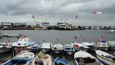 nadan -  Tekirdağ’da dev dalgalar sonrası sahil sular altında kaldı  Videosu