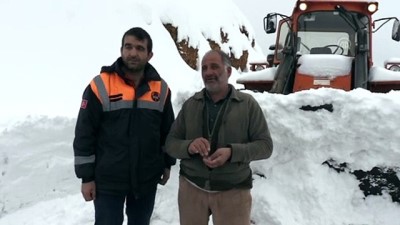 Tunceli'de kar kalınlığı 120 santimetreye ulaştı 