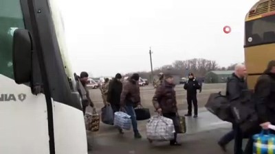 lens -  - Ukrayna-Rusya arasındaki esir değişiminde 203 tutuklu serbest bırakıldı  Videosu