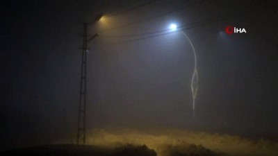 ipekyolu -  Yüksekova’da görüş mesafesi sis nedeniyle sıfıra düştü  Videosu