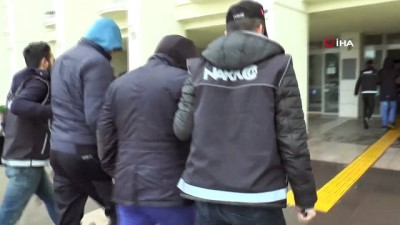  Bodrum'a yılbaşı öncesi uyuşturucu hap sokmak isteyen şahıslar polis ekiplerinden kaçamadı 