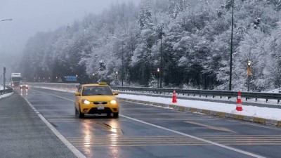 Bolu Dağı'nda kar yağışı devam ediyor - BOLU 
