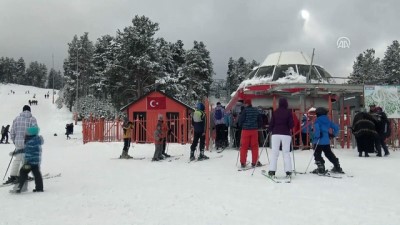 Cıbıltepe Kayak Merkezi cıvıl cıvıl - KARS 