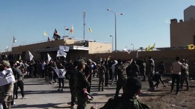 Iraklı protestocular ABD'nin Bağdat Büyükelçiliği binasına girdi (6) - BAĞDAT