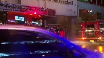 alisveris merkezi -  Bursa'da AVM'de yangın  Videosu