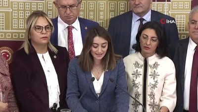 kadina karsi siddet -  CHP Bartın Milletvekili Aysu Bankoğlu: “Kadına karşı şiddet davalarında ısrarla vurguladığımız bir nokta var. İyi hal ve haksız tahrik indirimleri, kadına karşı şiddet davalarında uygulanmamalıdır” Videosu