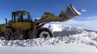 koy yollari -  Kar nedeniyle kapanan 30 köy yolu ulaşıma açıldı  Videosu