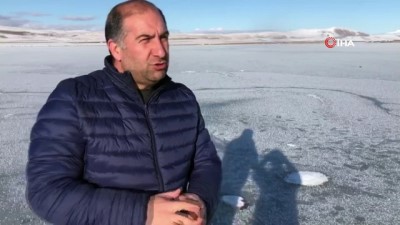 uttu -  Gürcistan ve Türkiye arasındaki doğal sınır 'Aktaş gölü' dondu  Videosu