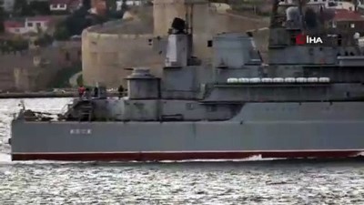  Rus savaş gemisi ‘Azov' Çanakkale Boğazı'ndan geçti