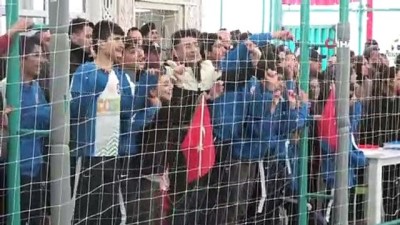 futbol turnuvasi - Mahalle maçı kültürü yeninden hayat buldu Videosu