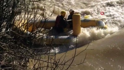 bogulma tehlikesi -  Antalya'da iki raftingçi ölümle burun buruna geldi Videosu