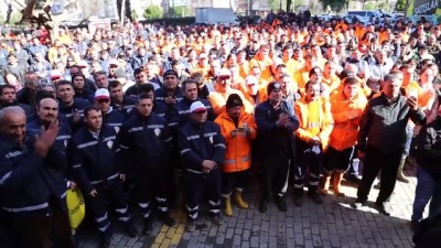 sozlesmeli -  Belediye personeline 200 TL zam ve sendikal hak Videosu