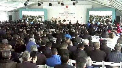 jakoben - Erdoğan: 'İstanbul Atatürk Kültür Merkezi, milletin değerleriyle, inancıyla, insanımızın tarihi ve kültürüyle kavgalı, jakoben zihniyete karşı dikilmiş bir zafer anıtı olacaktır' - İSTANBUL  Videosu
