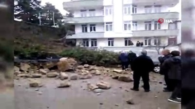 istinat duvari -  Niğde’de 10 metrelik istinat duvarı çöktü  Videosu