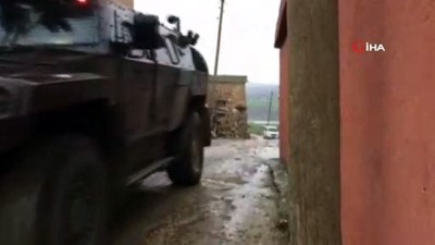 yardim ve yataklik -  Siirt'te terör örgütü PKK'ya yardım eden 13 kişi gözaltına alındı  Videosu