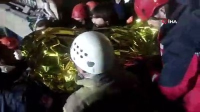 amator kamera -  Enkazdan 9 saat sonra kurtarılan Mahmut Tayyip’in kurtarılma anları  Videosu