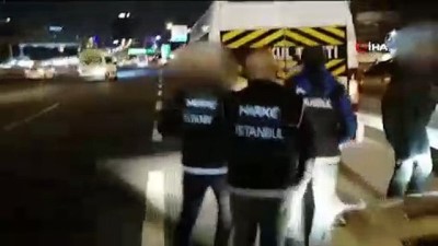 twitter -  İstanbul'da 2 ton uyuşturucu ele geçirildi  Videosu