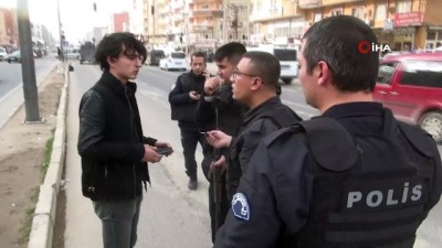 supheli canta -  Kızıltepe’de şüpheli çanta paniği Videosu
