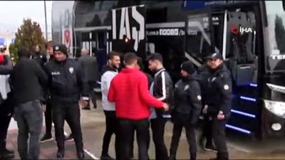 Beşiktaş’a Malatya’da coşkulu karşılama