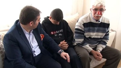 baskan adayi -  Hayali doktorluk olan görme engelli gence, doktor başkan adayından sevindiren ziyaret  Videosu