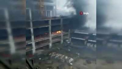  Fikirtepe’ki alevlerin yükseldiği yangın kamerada 