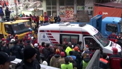  Göçük altından kurtuldu hasta yatağında da evlatlarına bakıyor 
