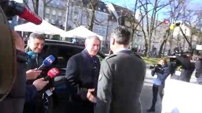  - Münih Güvenlik Konferansının güvenliğini 4 bin 400 polis sağlayacak
- Güvenlik Konferansına karşı 4 bin eylemci bekleniyor 