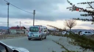  Sevgilisini rehin alan şahıs polisi şehit etti 
