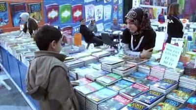 arastirmaci -  13. Ankara Kitap Fuarı açıldı  Videosu