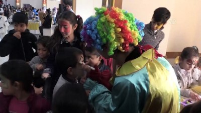 altin taki - Görevlendirme yapılan belediye 168 çocuğa kirve oldu - DİYARBAKIR Videosu