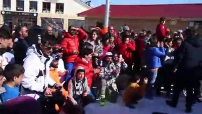 basin mensuplari - Yıldız Dağı'nda snowboard yarışları - SİVAS Videosu
