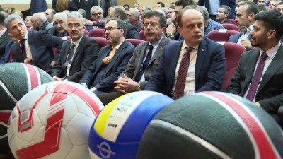 dera - Bakan Kasapoğlu: 'Spor kulüplerimizi bütün branşlarda desteklemeye varız' - İZMİR Videosu