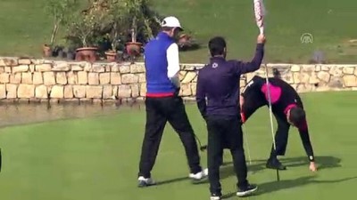 2008 yili - Genç golfçünün gözü yükseklerde - ANTALYA  Videosu