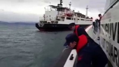 sahil guvenlik - Yabancı bandıralı geminin yaralanan mürettebatı tedavi edildi - BALIKESİR Videosu