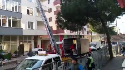 yuk asansoru - Kartal'da riskli binaların yıkımı - İSTANBUL  Videosu