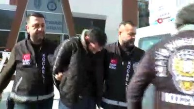 yasli kadin - Su isteme bahanesiyle eve girdi...Yaşlı kadını önce dövdü, sonra soydu  Videosu