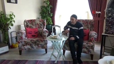 huzur evi -  Rüyasında yardım istediğini gördüğü yaşlı adama 7 yıldır çocuğu gibi bakıyor Videosu