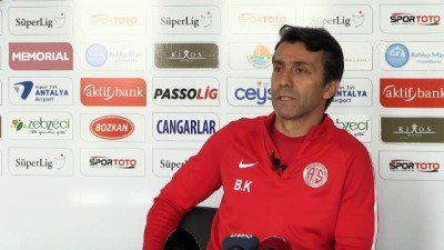 toplanti - Antalyaspor Teknik Direktörü Korkmaz: 'Gelecek ile ilgili umutluyum' - ANTALYA  Videosu