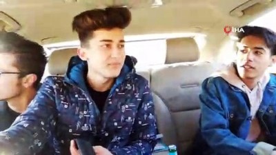 universite ogrencisi -  Belediye başkanının makam aracıyla okula gittiler  Videosu