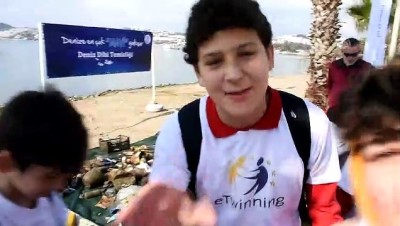 salda - Muğla'da deniz dibi temizliği Videosu