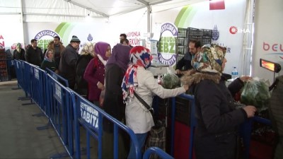 zabita -  Zeytinburnu'nda 15 günde 40 ton patates satıldı Videosu