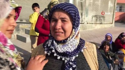  Mersin'de 4 katlı ev çöktü 