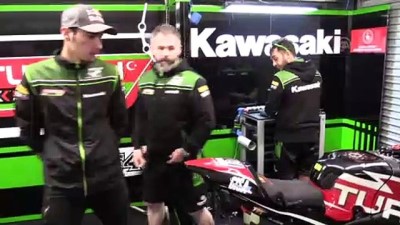 motosikletci - Toprak'ın hedefi 'Türk bayraklı' motosikletiyle podyuma çıkmak - MELBOURNE  Videosu