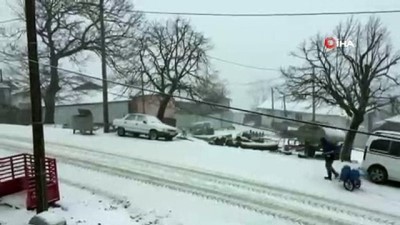 kar uyarisi -  Kar yağışı şehrin yüksek yerlerini beyaza büründü  Videosu